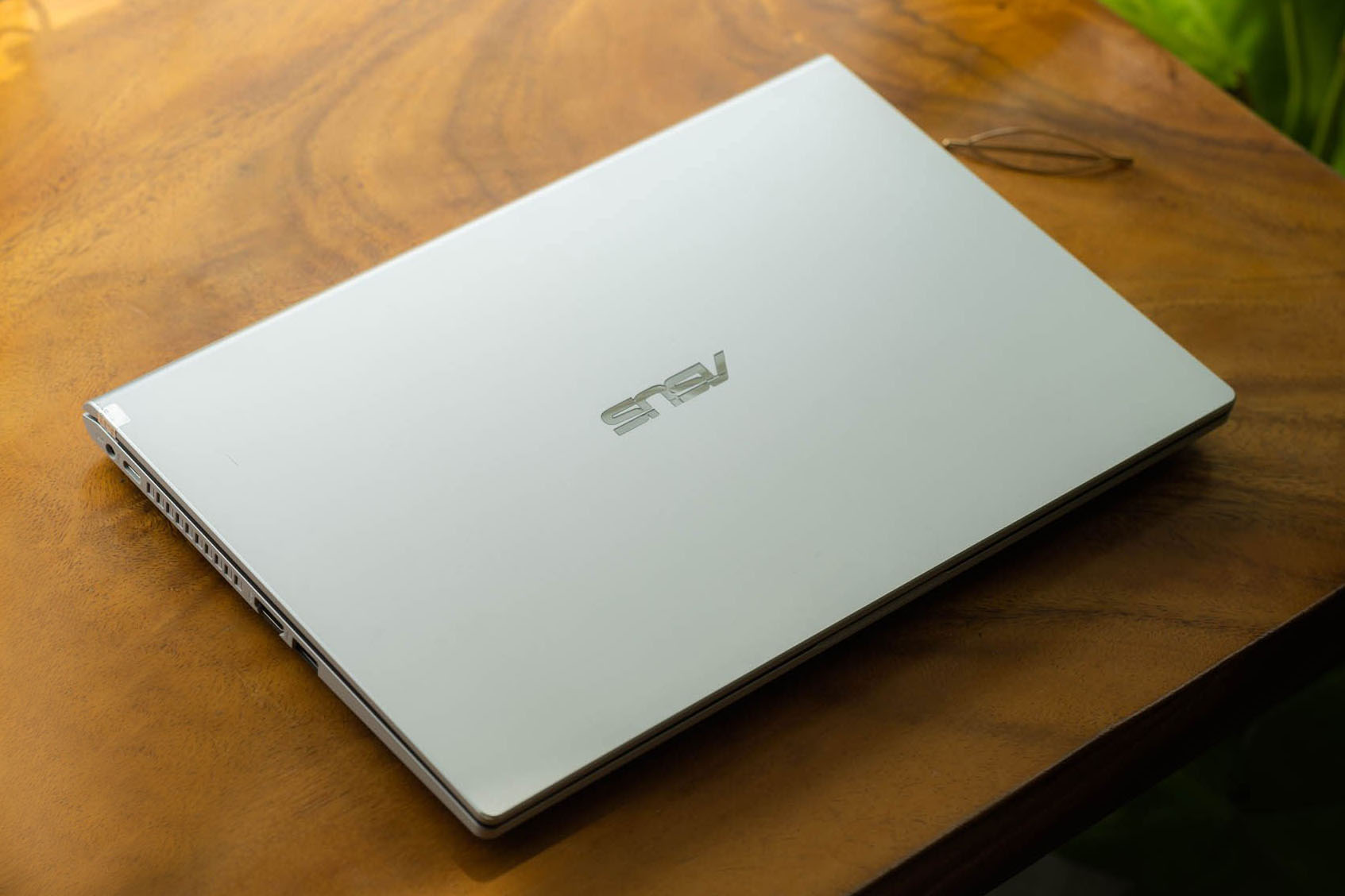 ĐÁNH GIÁ ASUS VIVOBOOK X409