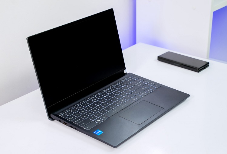 Những chiếc laptop đáng mua nhất 2022 cho học sinh sinh viên