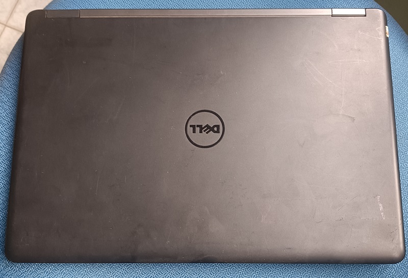 Dell Latitude E5450 mặt A