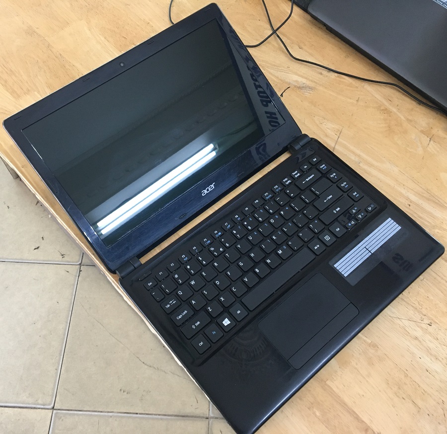 laptop cũ Acer e1-432