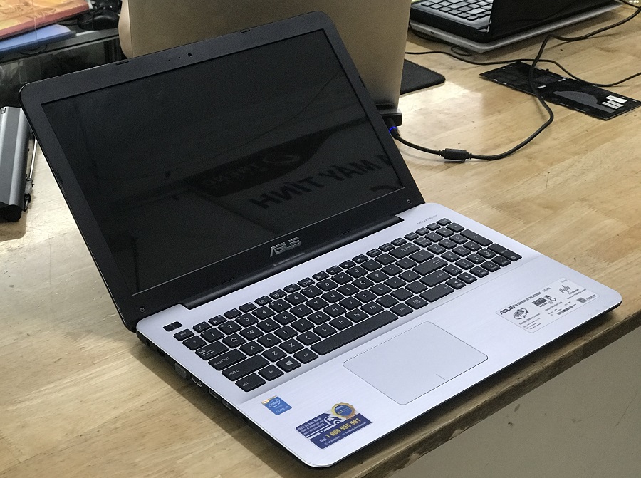 bán laptop asus f555l