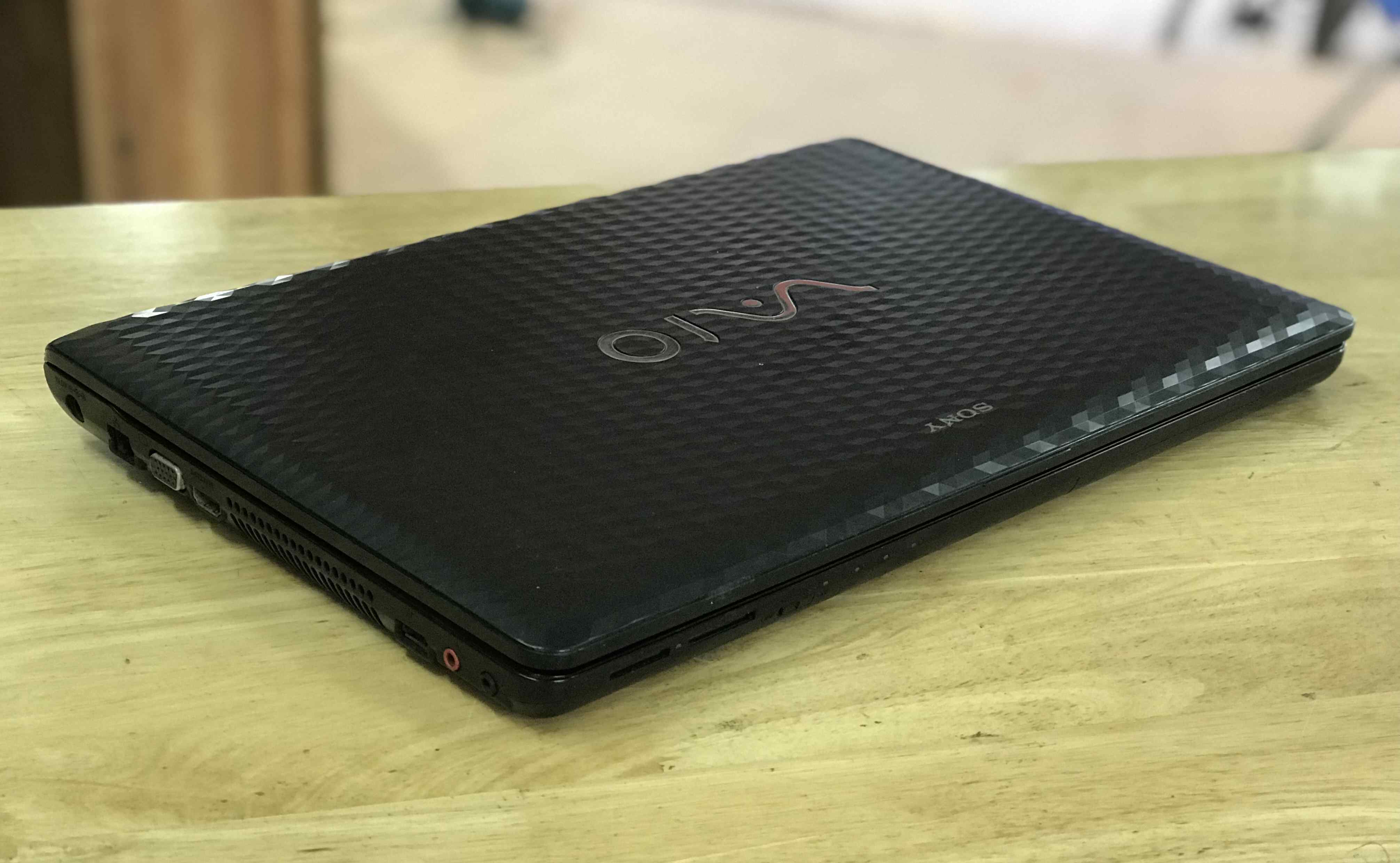 bán laptop cũ sony vaio vpc-eh core i5 giá rẻ tại hà nội