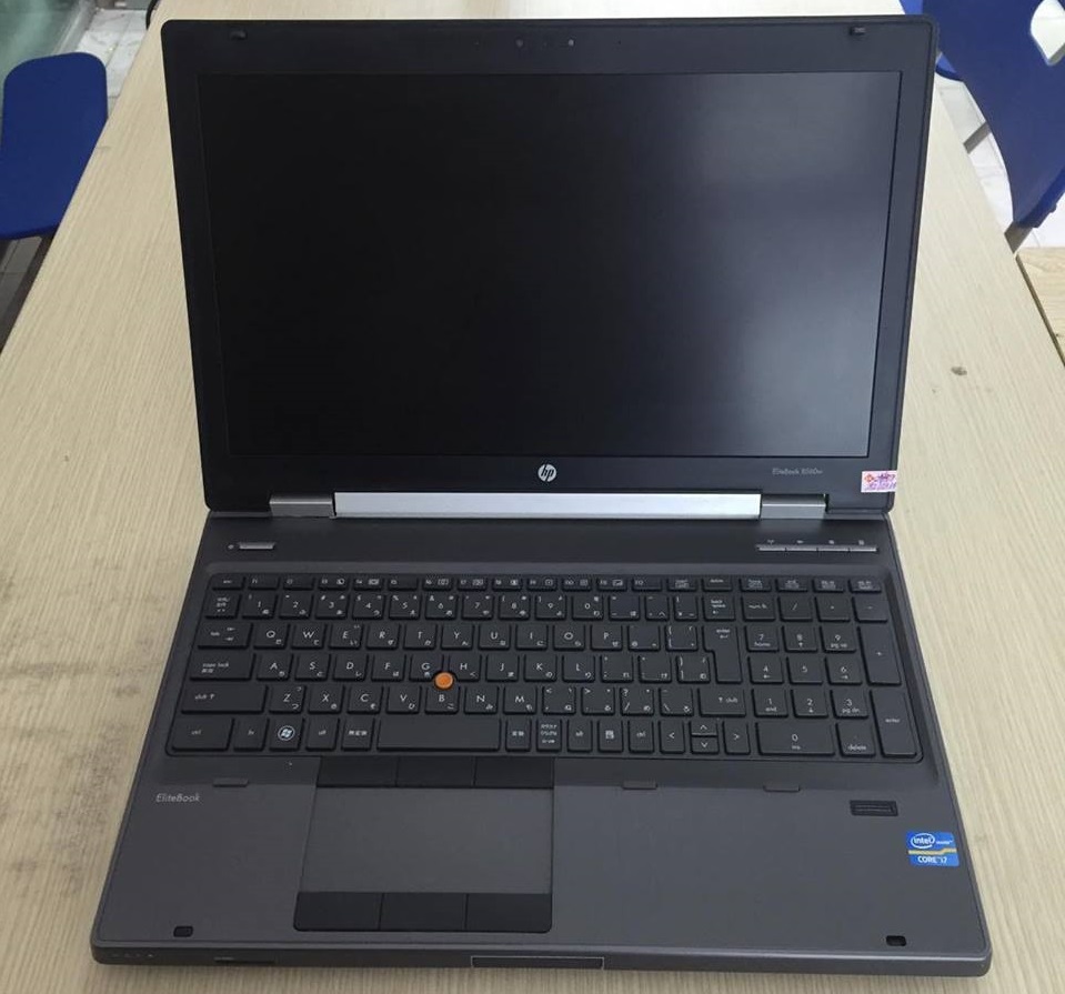 bán laptop hp 8560w