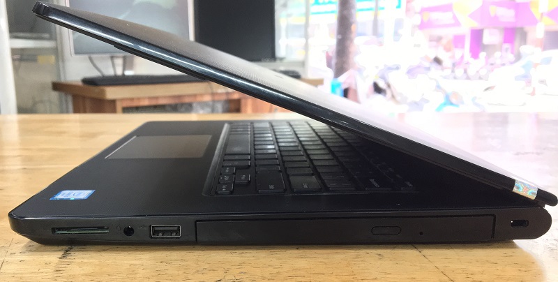 canh phai laptop dell 3467