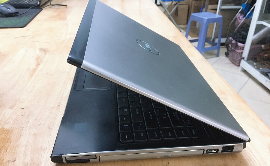 cạnh phải laptop dell vostro 3400