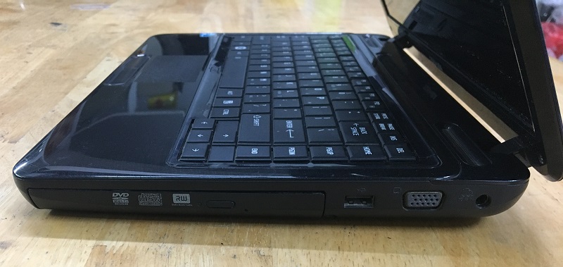 laptop toshiba satetile L640