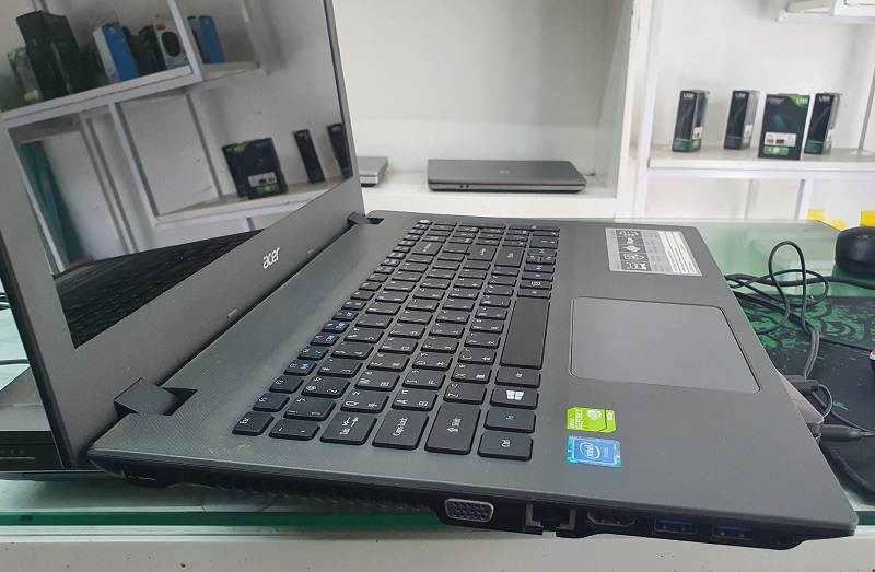 Acer Aspire E5-532