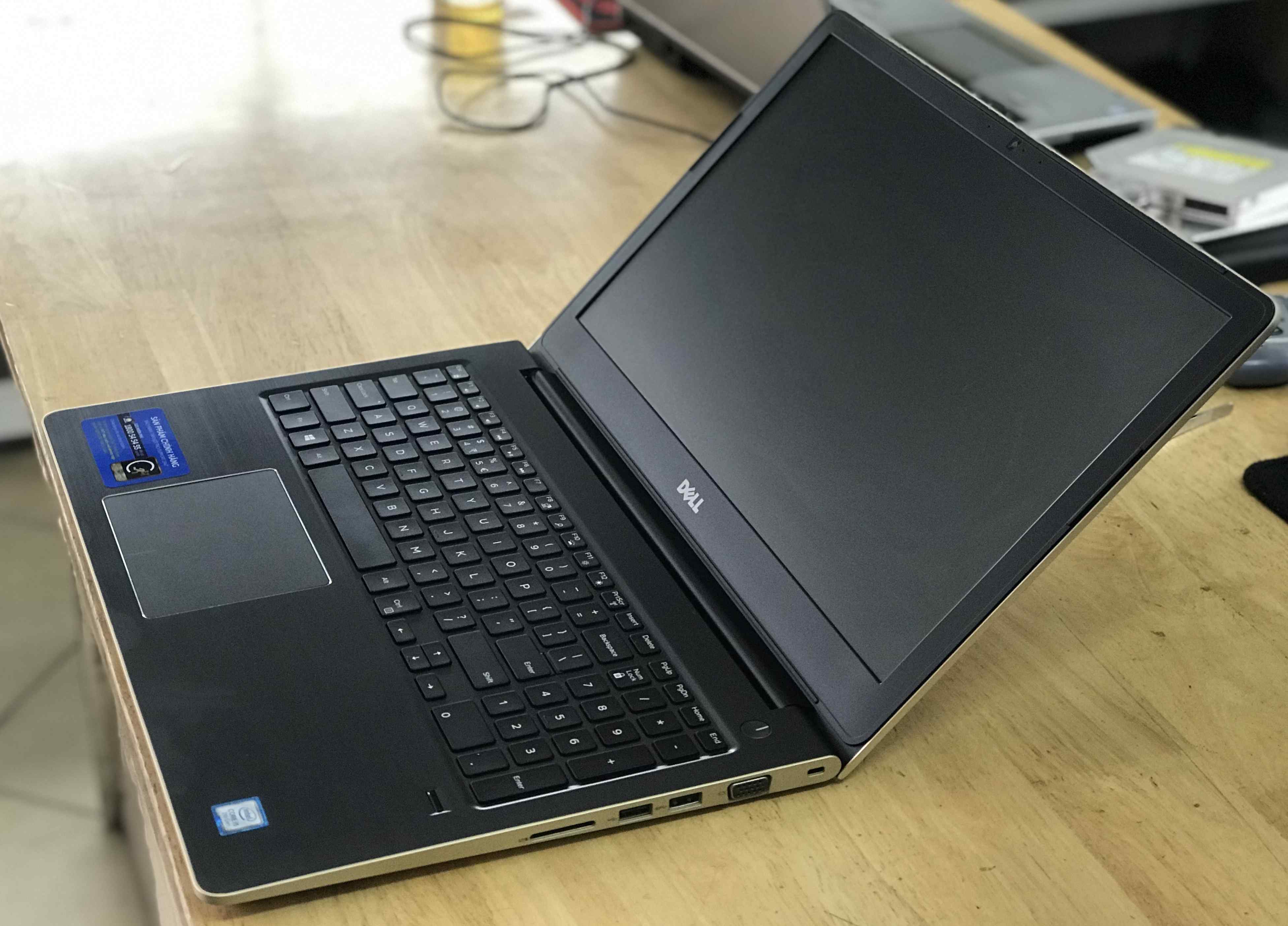 dell 5568 hdlaptop