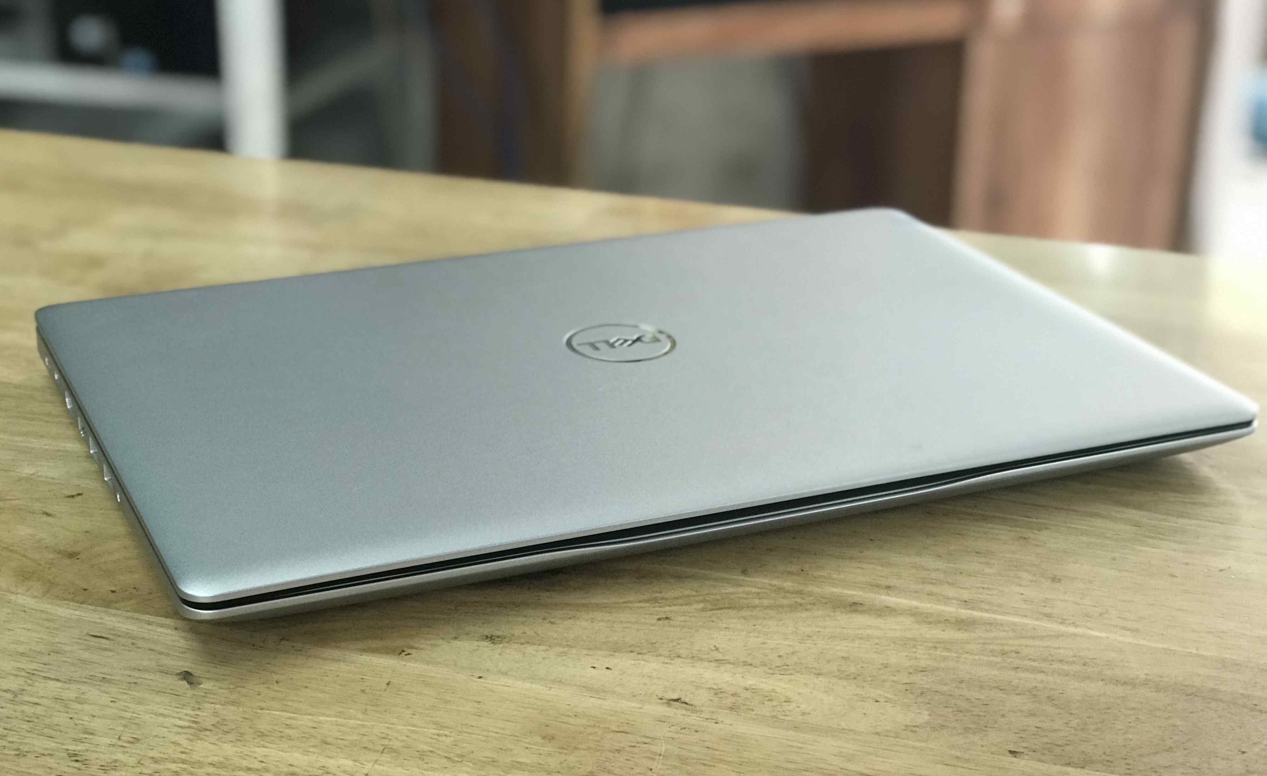 bán laptop dell inspiron 5570 i5 chính hãng tại hà nội