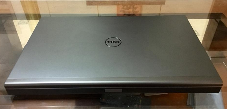 Laptop dell precision M6800 cũ