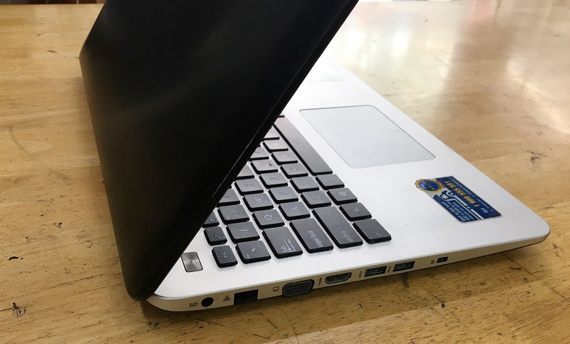 bán laptop asus k555