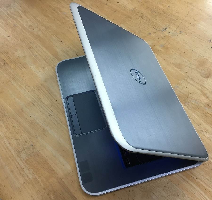 goc phải dell inspiron 5423