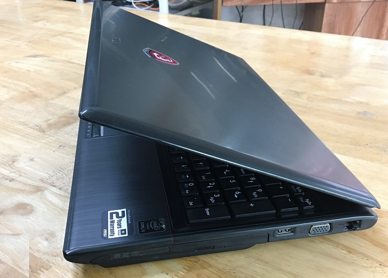 góc trái msi GE60