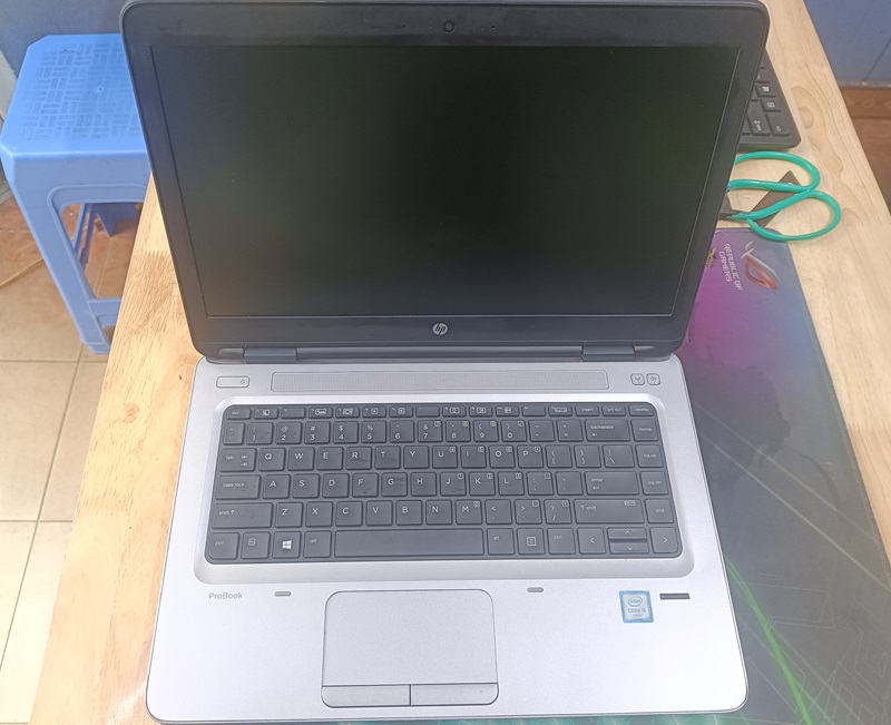 HP 640 G2 mặt B, C