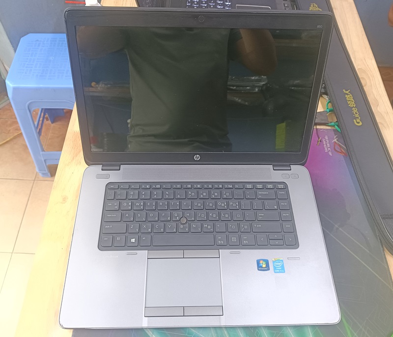 HP 850 G1 mặt B, C