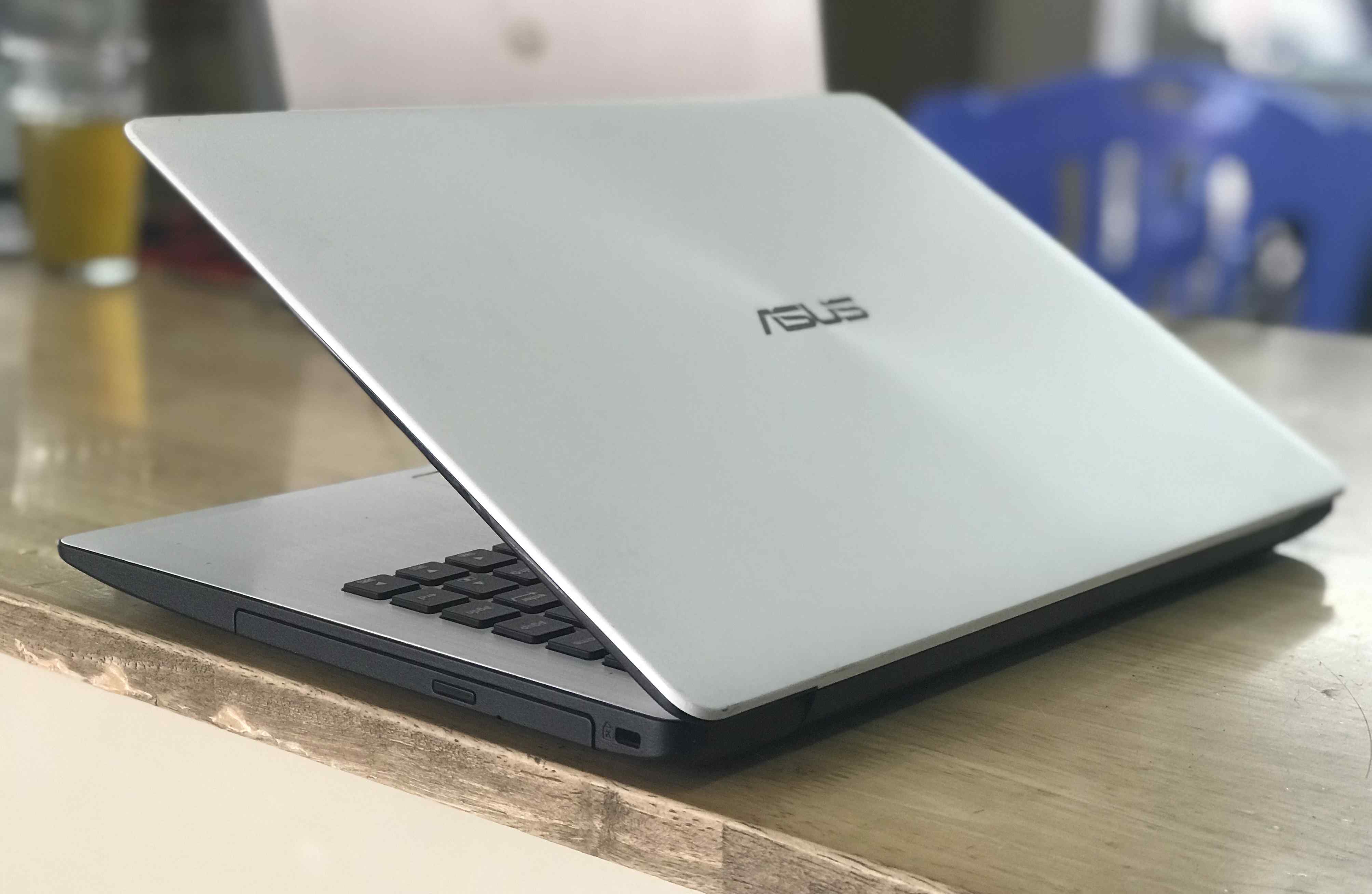 laptop asus x453