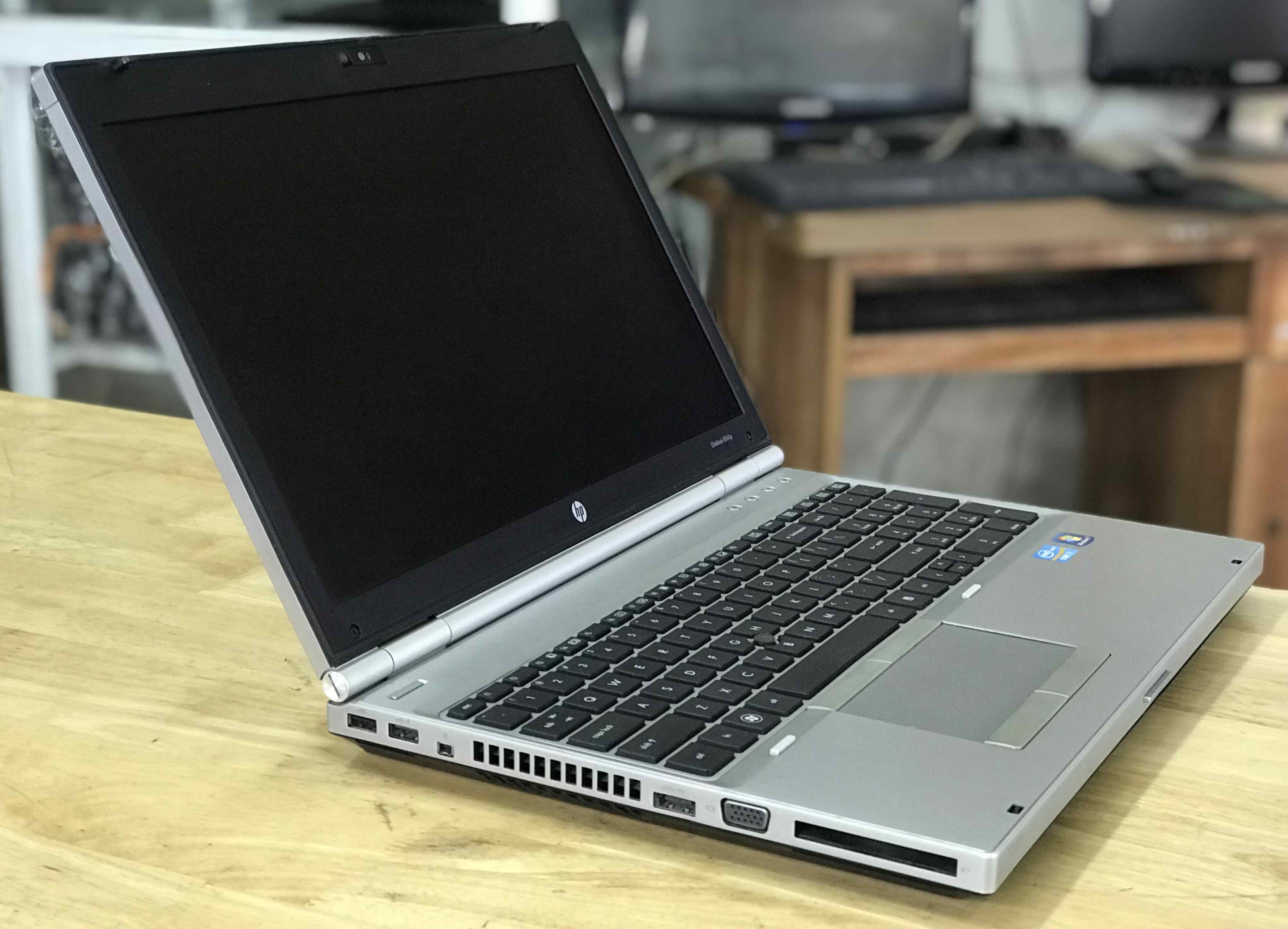 b&aacute;n laptop cũ hp elitebook 8560p gi&aacute; rẻ