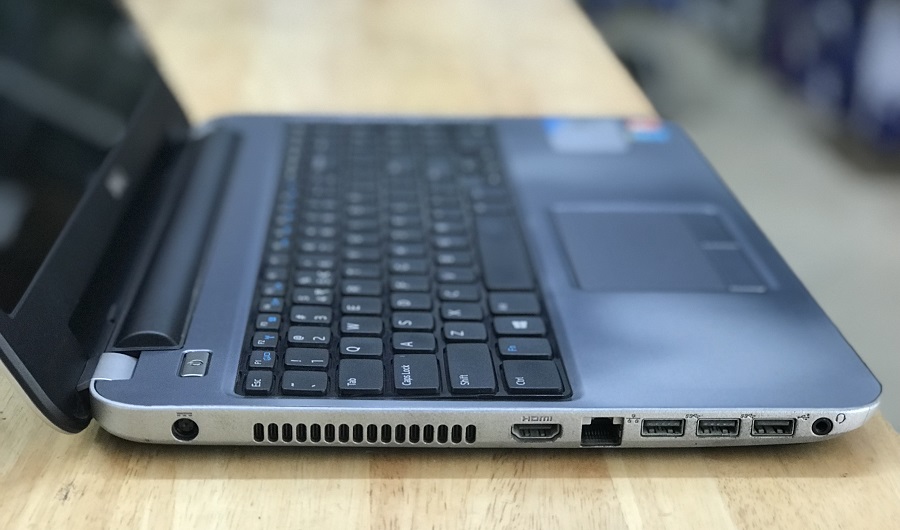 laptop dell 5537