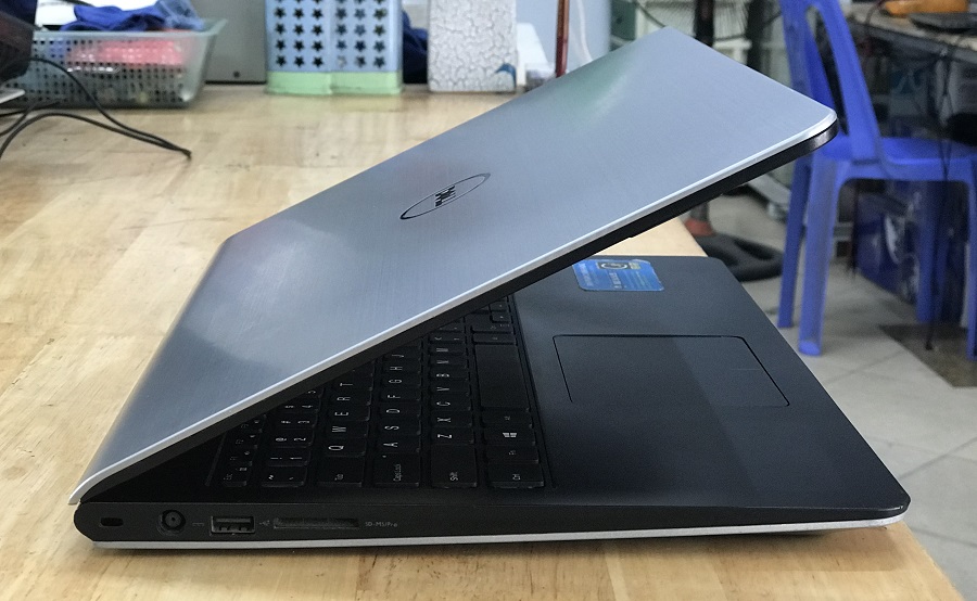 laptop dell inspiron 5547