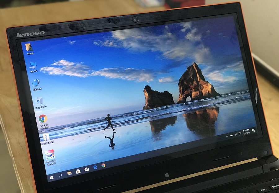 laptop màn hình cảm ứng