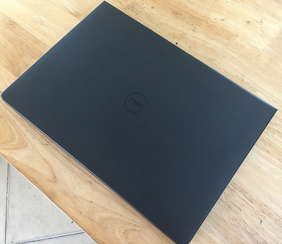 mặt trên laptop Dell 3458