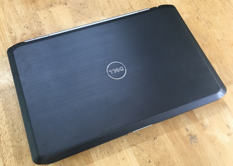 mặt trên laptop Dell E5520