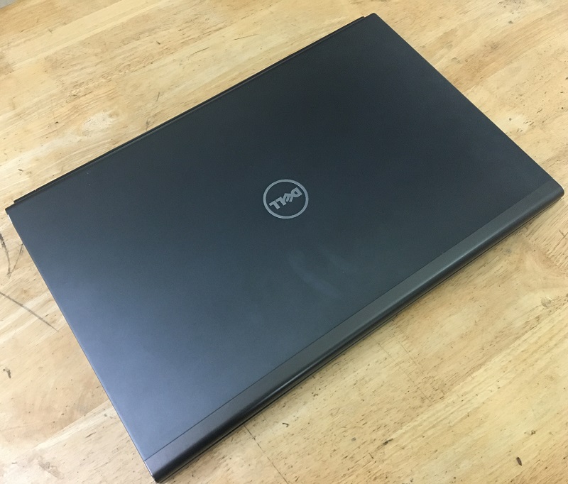 mặt trên laptop dell M6800