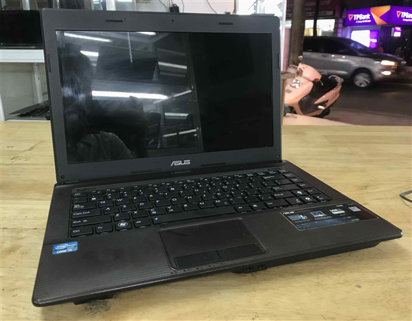 Laptop cũ Asus x44h Core i3
