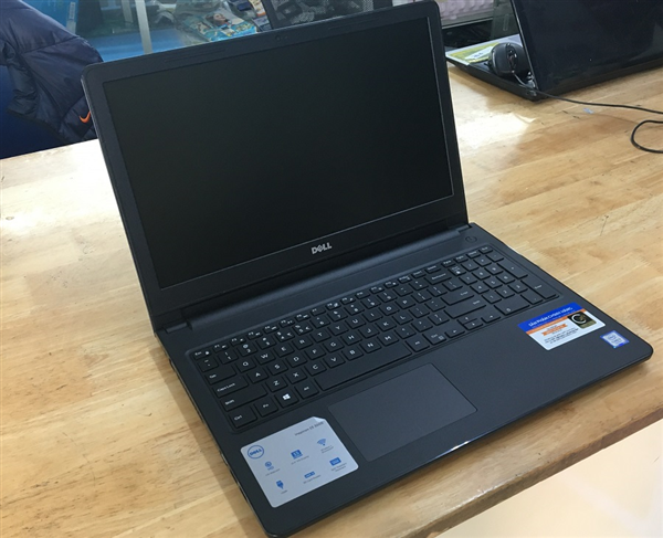 Laptop cũ Dell inspiron 3567 nguyên bản