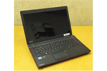 Toshiba Satellite C40 - A Core i3