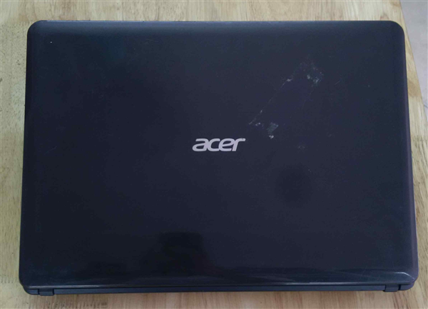 Vỏ laptop acer e1-431