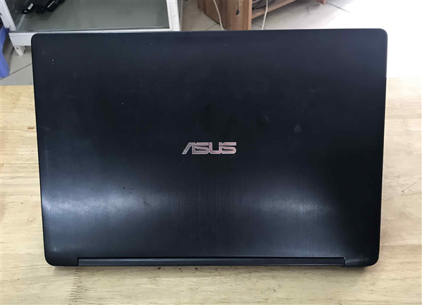 Vỏ laptop Asus tp500l
