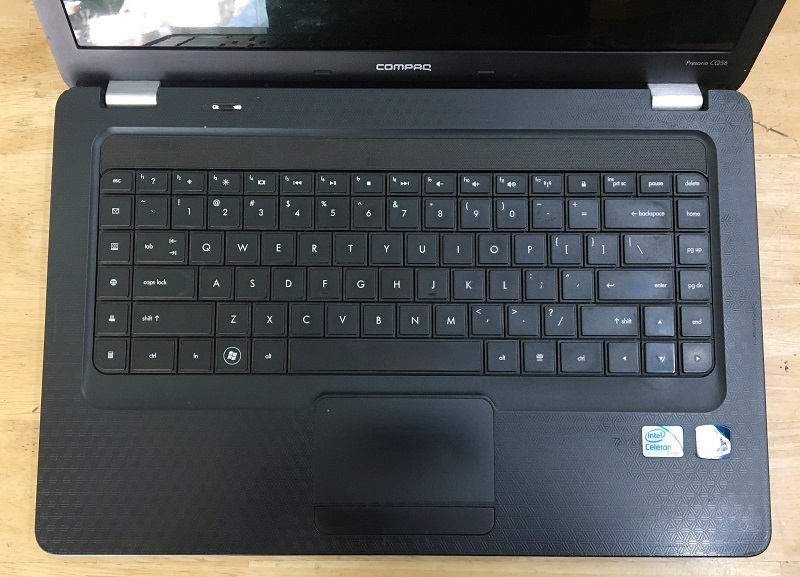 HP compaq CQ56