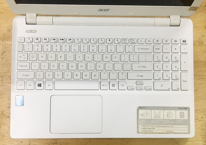 laptop cũ acer V3-572