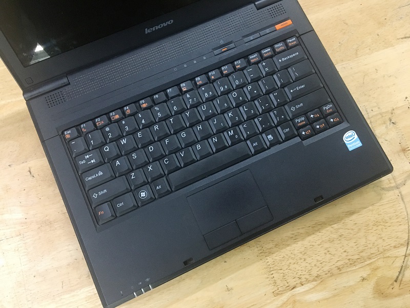 Laptop cũ Lenovo 3000 G400