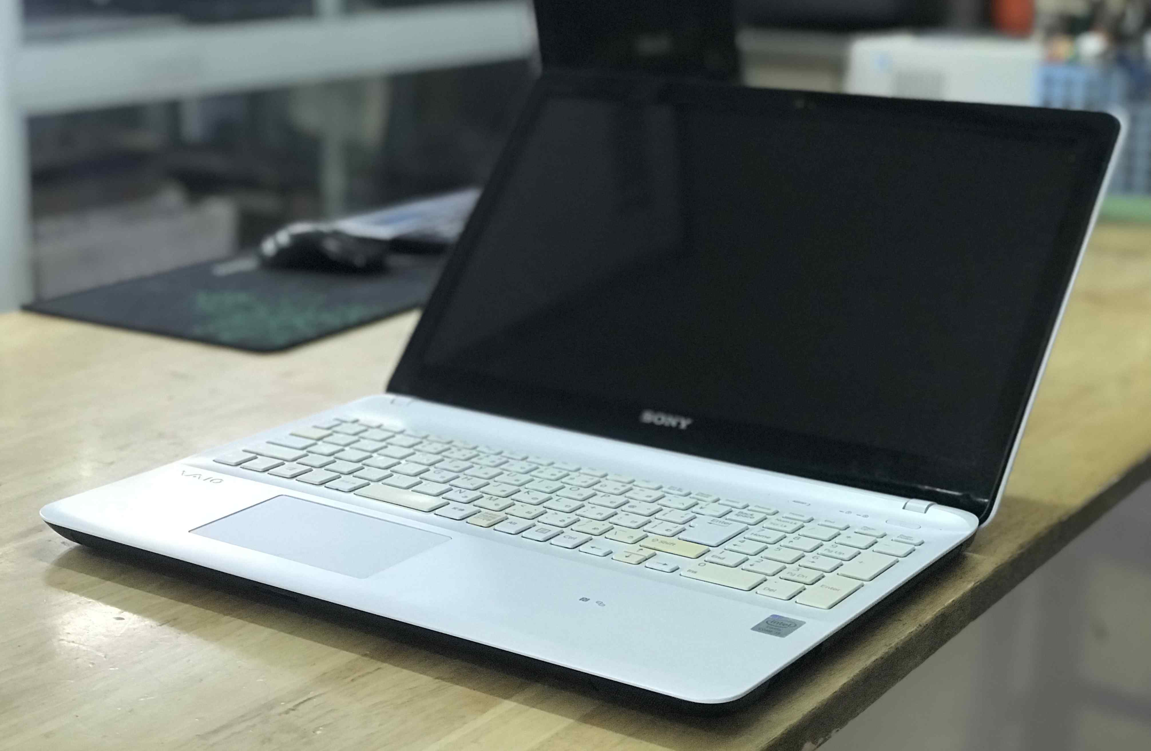 sony vaio svf 15