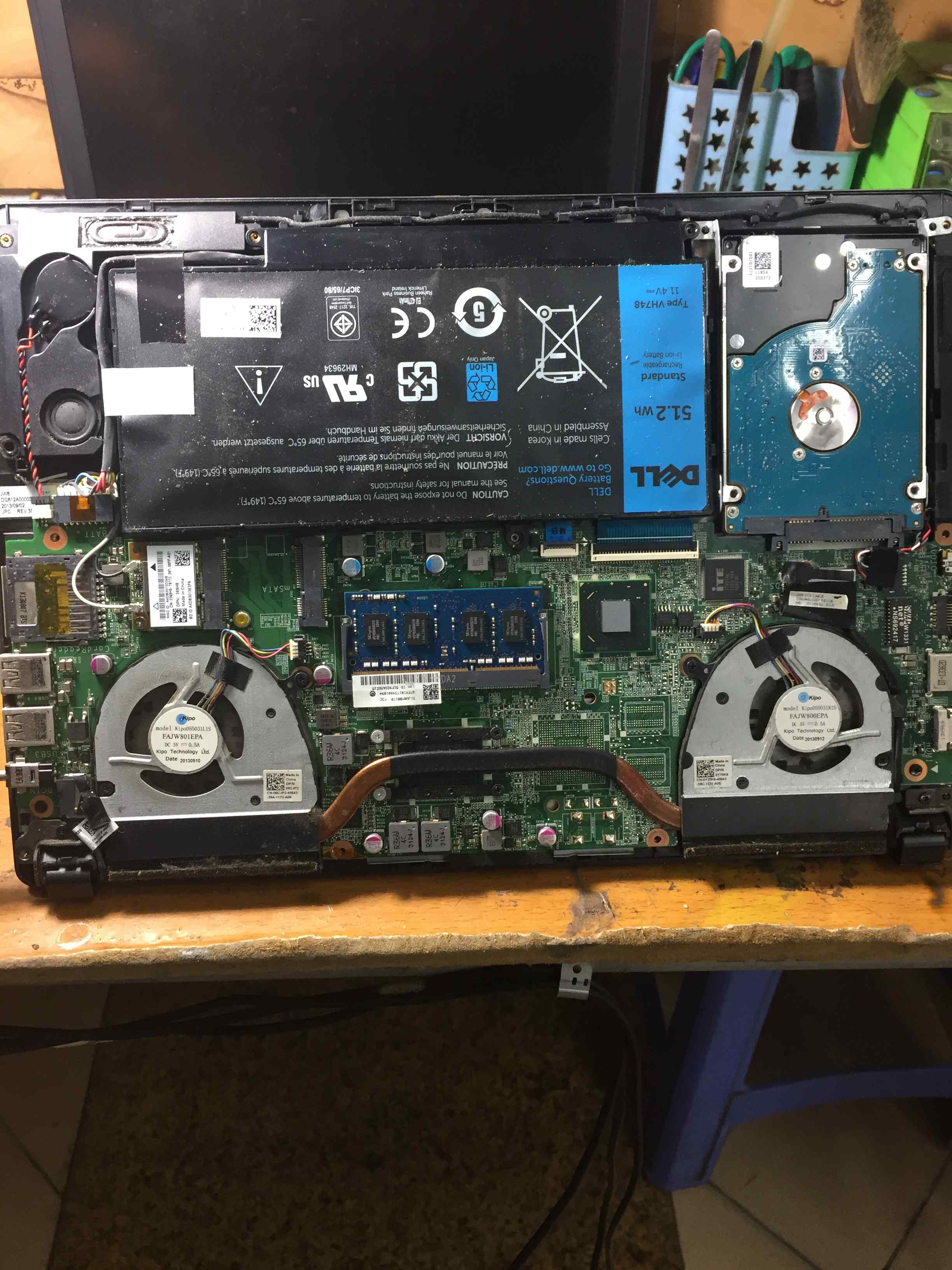 Sửa Chữa laptop Dell Vostro V5460, 5470, 5480 không bật được