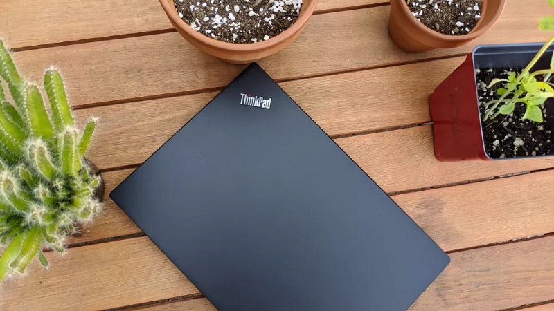 Đánh giá Lenovo ThinkPad X13 (AMD)