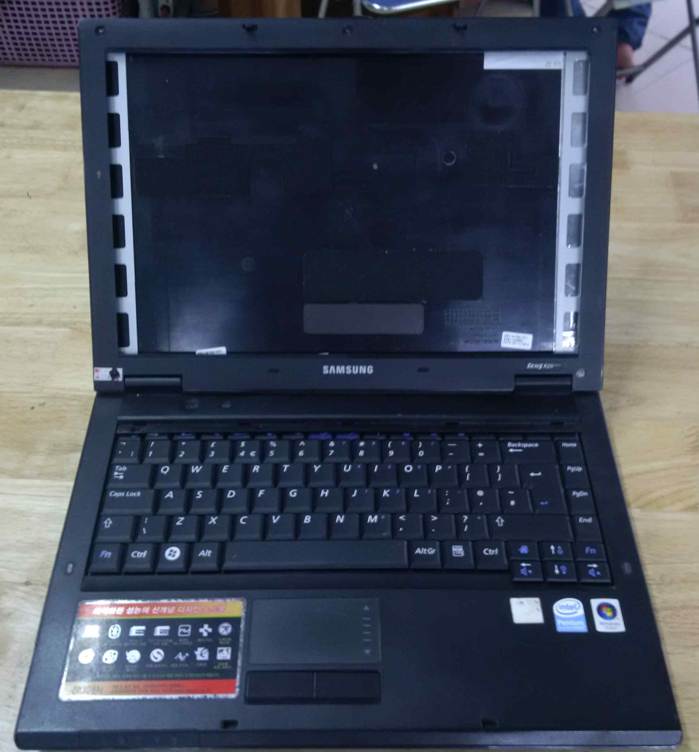 vỏ laptop samsung r20