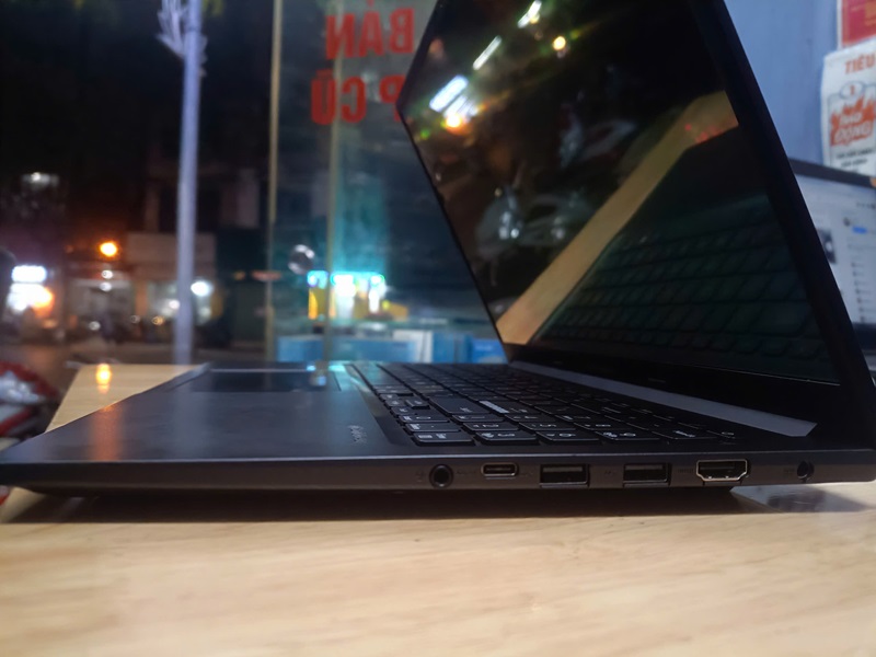 Asus Vivobook 15x M3054YA Ryzen 5 7530u